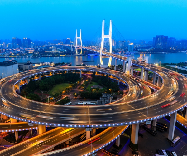 江戸川区の輸送・倉庫請負なら小林倉運株式会社